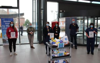 Hampers for Heroes arrive at hospital