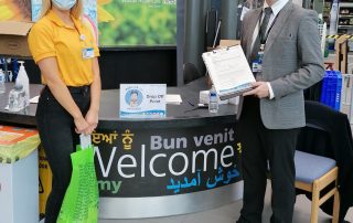 Volunteers support the Parcels to Patients service