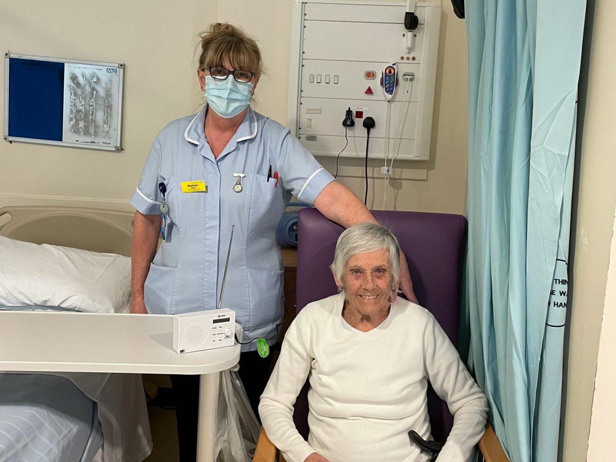 Time for music on Ward 17! Walsall Healthcare NHS Trust