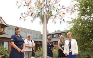 Mayor praises “amazing” hospice staff