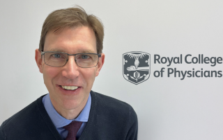 Dr Andrew Hartland